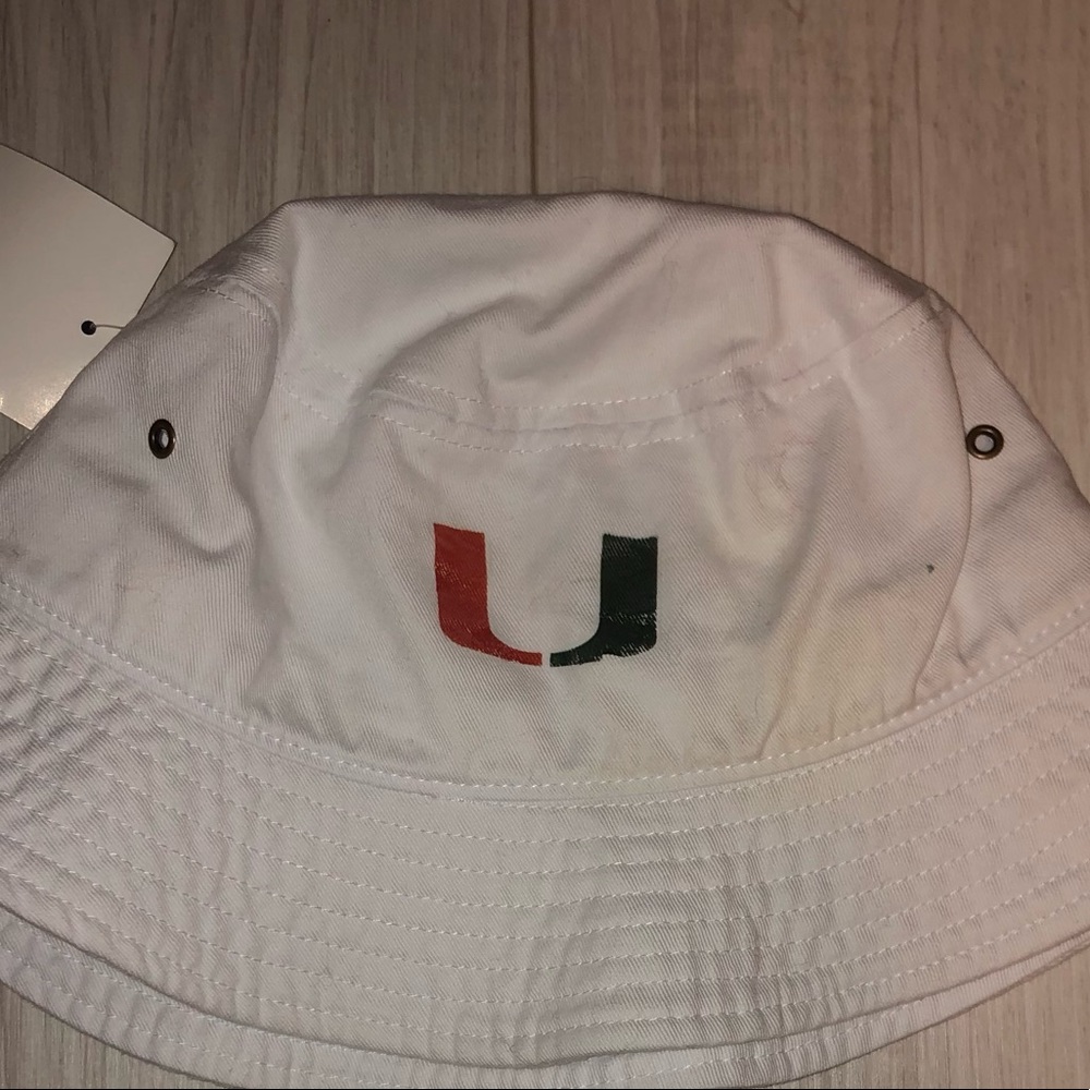 Umiami Bucket Hat